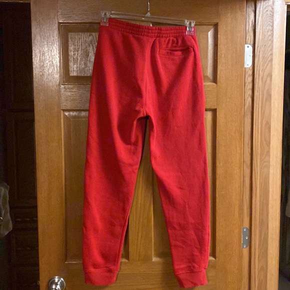 Boys red Michael Jordan sweatpants! - Picture 5 of 6